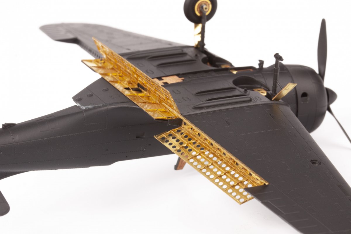 Freins à air Eduard 72725 SBD-3 FLYHAWK 1/72 – immagine 4