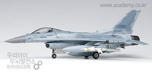 Academy 12418 KF-16C Fighting Falcon 1/72 – zdjęcie 2