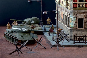 Italeri 6112 BATAILLE DE BERLIN Diorama Set (1/72) – image 7