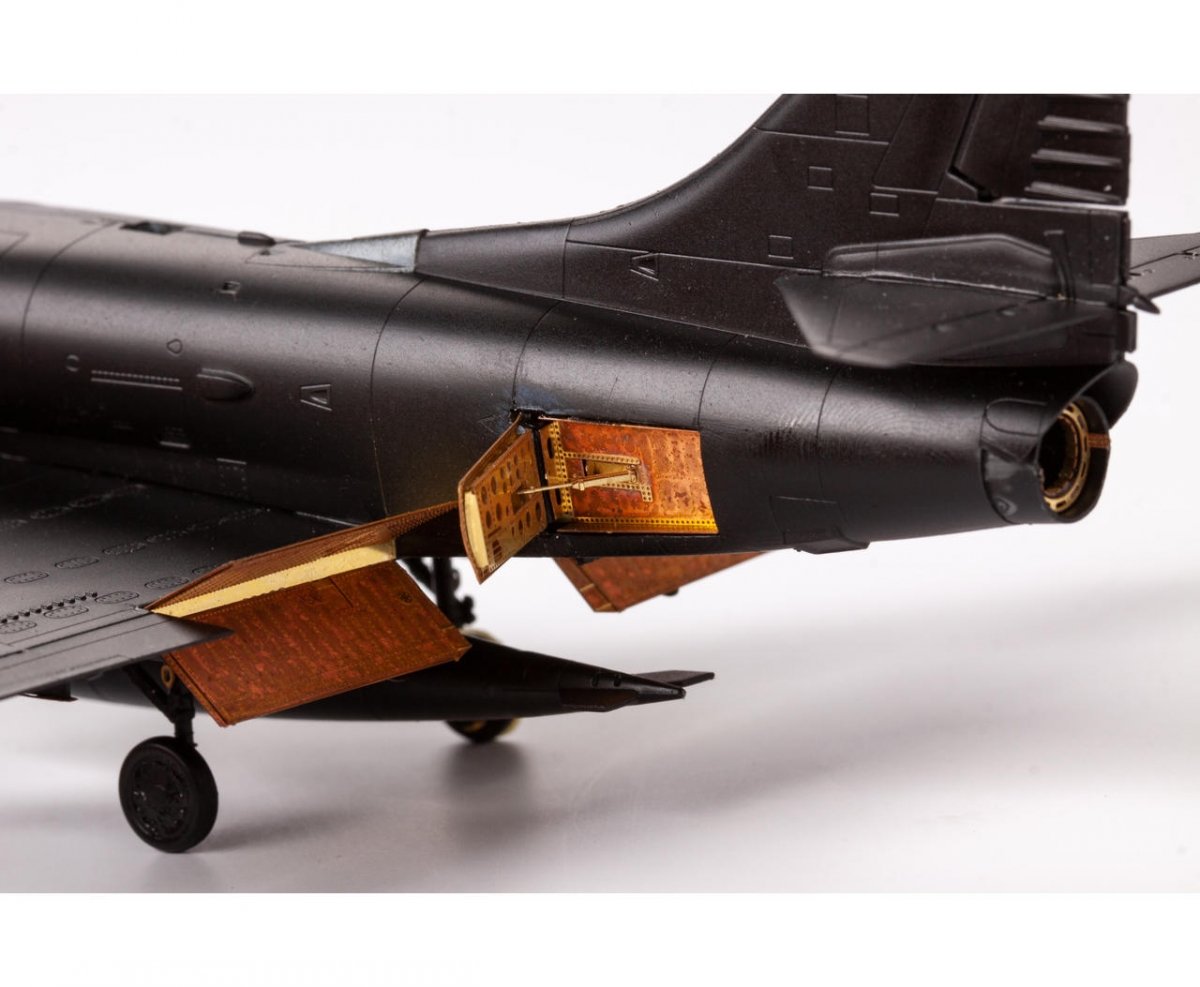Maquette Eduard 73706 A-4F pour Hobby Boss au 1/72 – immagine 8