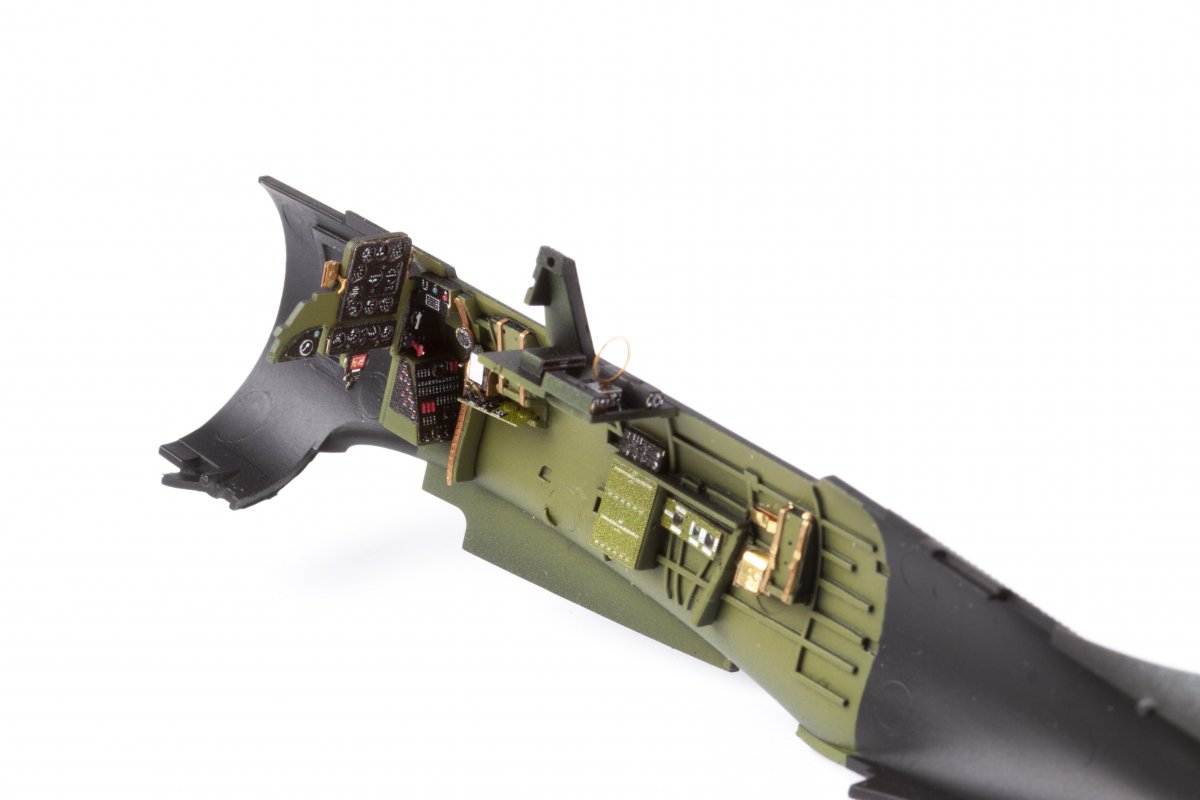 Eduard 73780 SBD-3 FLYHAWK 1/72 – immagine 7