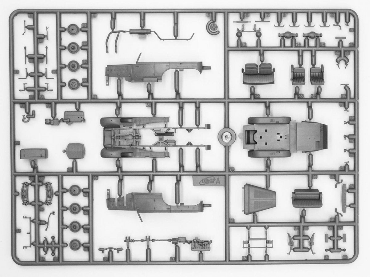 ICM 72473 Type G4 Partisanenwagen avec MG 34 1/72  – immagine 7