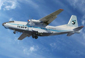 Maquette A-Model 72228 ANTONOV AN-8 1/72