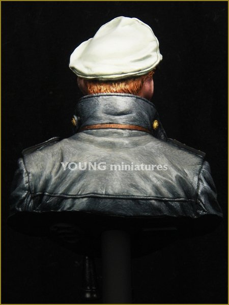Young Miniatures YM1847 COMMANDANT DE SOUS-MARIN GUERRE MONDIALE 1/10 – imagen 5