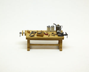 Copper State Models AE32-004 Work bench with vice 1/32 – zdjęcie 2