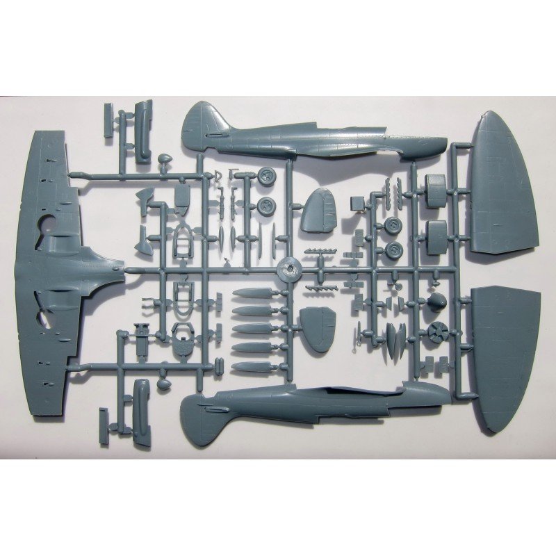 Sword 72096 Supermarine Spitfire Mk.XIV C/E Bubbletop 1/72 – image 3