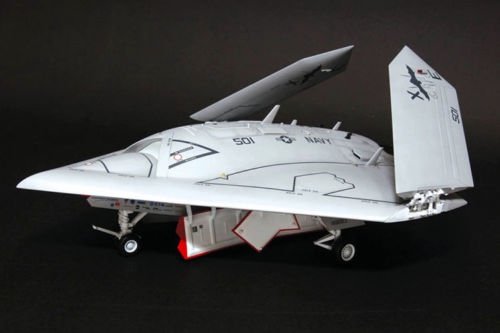 Freedom 18001 US Navy UCAS X-47B 1/48 – immagine 6