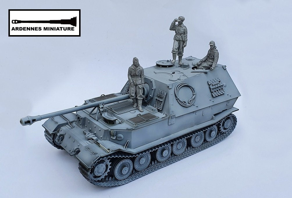 Ardennes Miniature 35011 ON THE HUNT 1/35 – zdjęcie 2