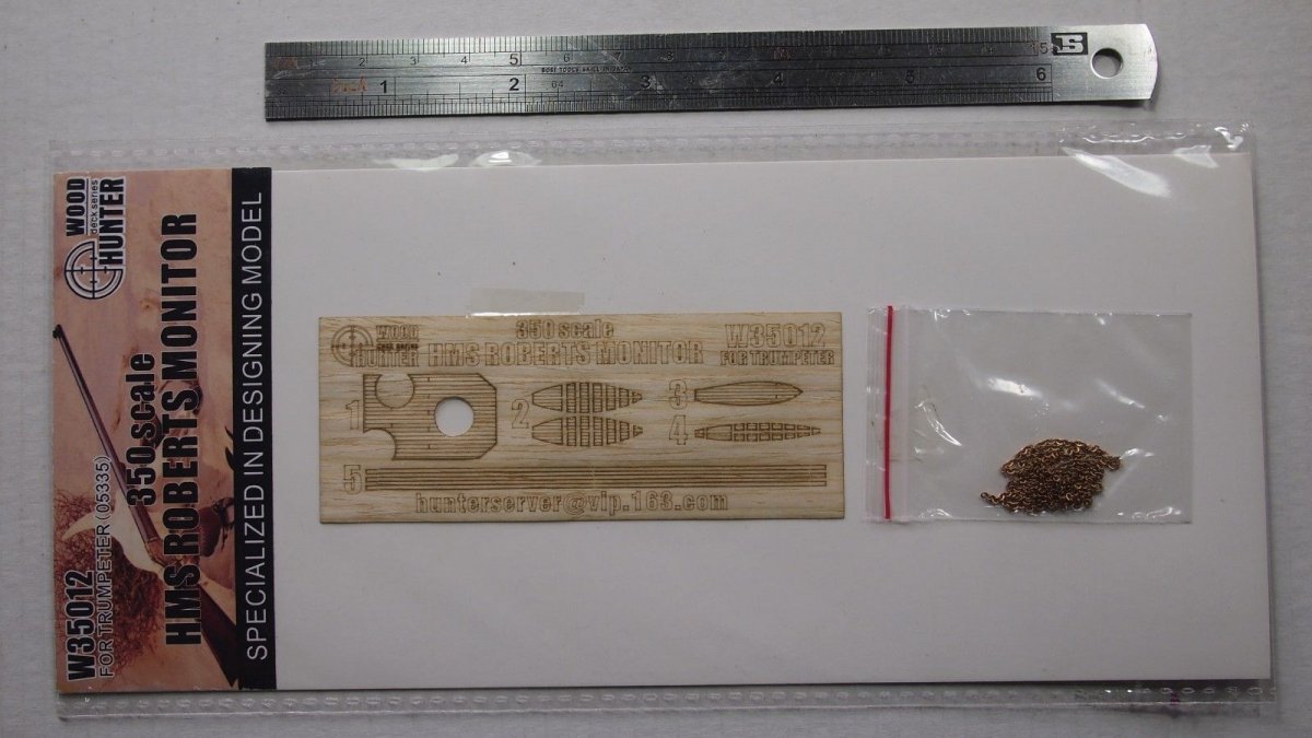 Wood Hunter W35012 Pont en bois du HMS Roberts Monitor pour Trumpeter 1/350 – image 2