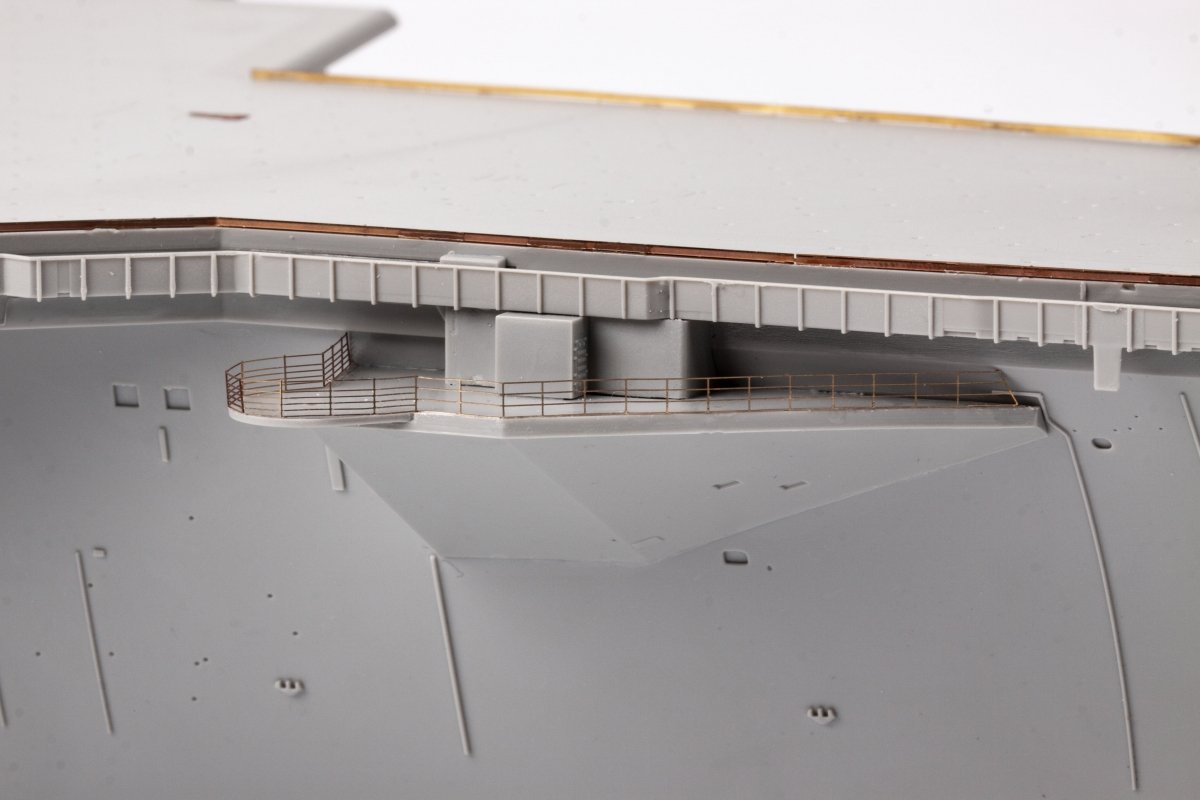 Eduard 53283 USS Constellation CV-64 partie 3 - rambardes et filets de sécurité TRUMPETER 1/350 – immagine 3
