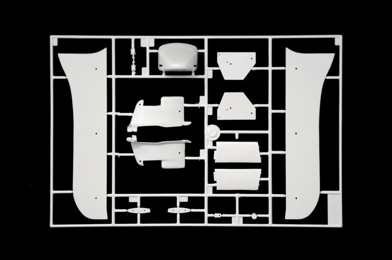 Italeri 4704 ALFA ROMEO 179-179C (1/12) – image 19