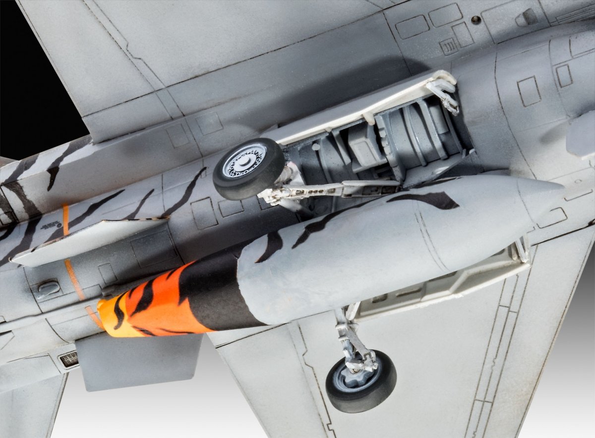 Revell 03860 Tiger Meet 2018 Lockheed Martin F-16 MLU 31e Esc. Petite Brogel 1/72 – Bild 3