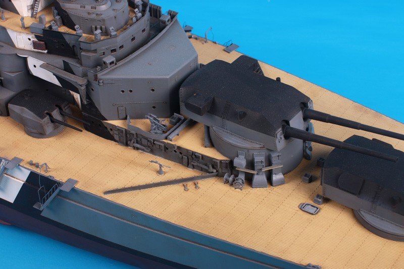 Trumpeter 03702 Cuirassé allemand Bismarck (1/200) – image 6