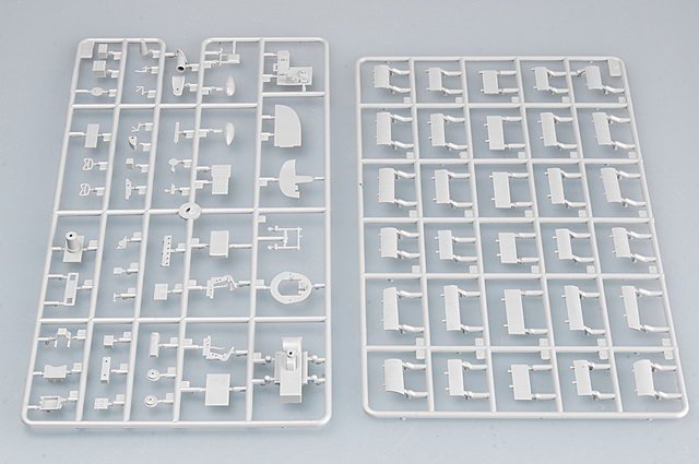 Trumpeter 02823 WELLINGTON Mk.III (1/48)  – image 11