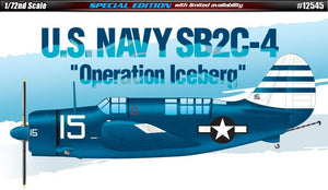 Académie 12545 US Navy SB2C-4 Opération Iceberg (1/72)