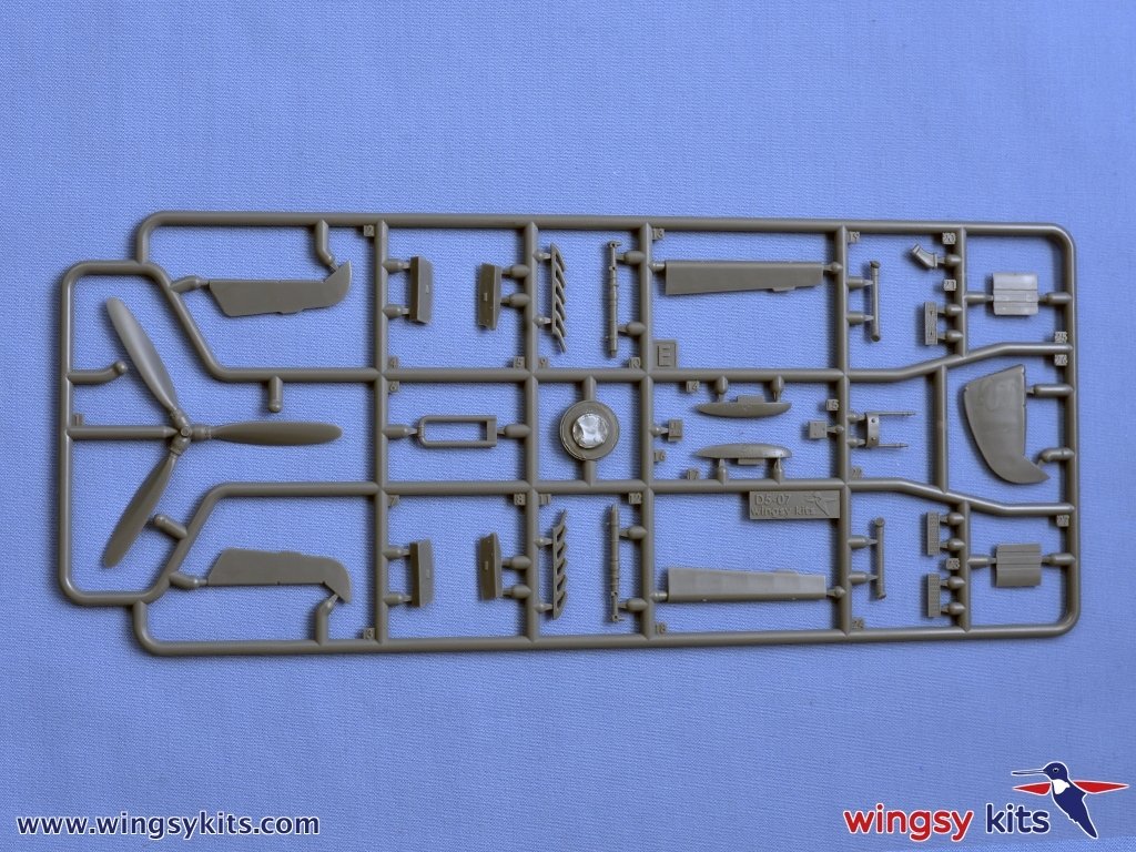 Maquette Wingsy D5-07 Chasseur allemand de la Seconde Guerre mondiale MESSERSCHMITT Bf 109 E-1 1/48 – image 7