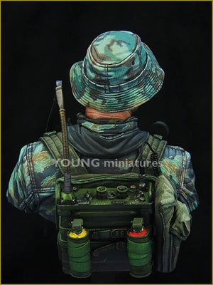 Young Miniatures YM1845 US NAVY SEAL VIETNAM 1/10 – image 3