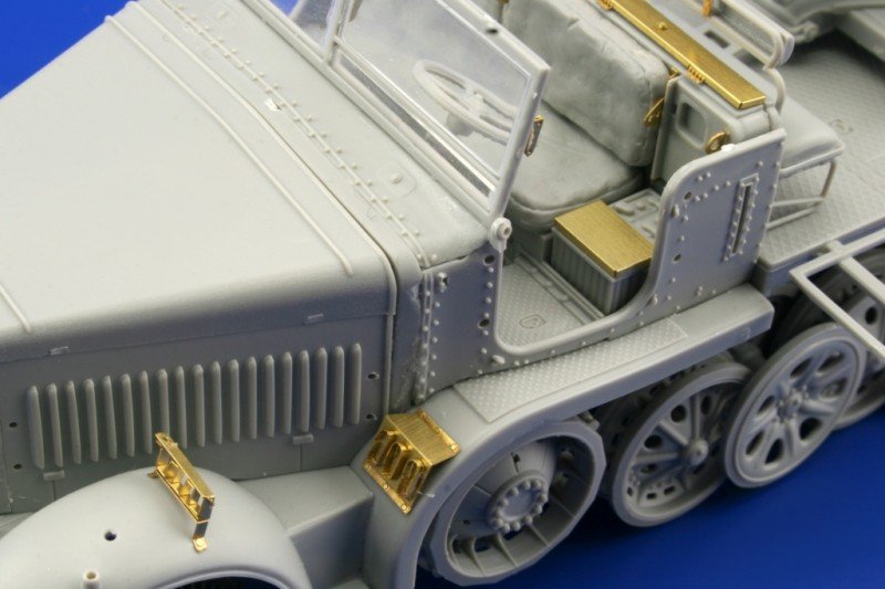 Édouard 36104 Sd. Kfz.7/2 (début) Flak 37 37mm 1/35 Trumpeter  – immagine 8