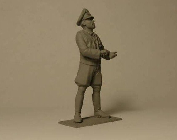 ICM 32022 CR.42 avec pilotes allemands 1/32  – image 5