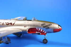 Specjal Hobby 32048 F-80C Étoile filante sur la Corée (1/32)  – Bild 3