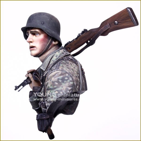 Young Miniatures YM1895 Jeune soldat allemand Seconde Guerre mondiale 1/10  – Bild 2