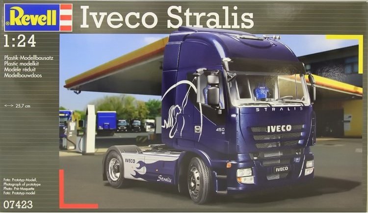Revell 07423 Iveco Stralis 1/24