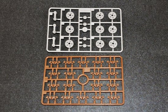 Trumpeter 05547 Char lourd soviétique T-10A 1/35  – image 9