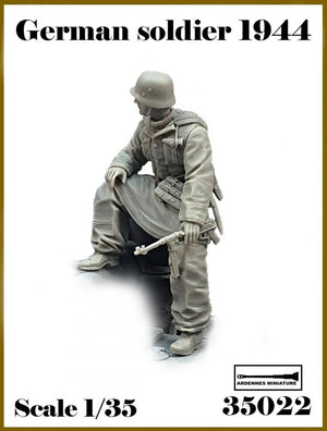 Ardennes Miniature 35022 SOLDAT ALLEMAND 1944 1/35