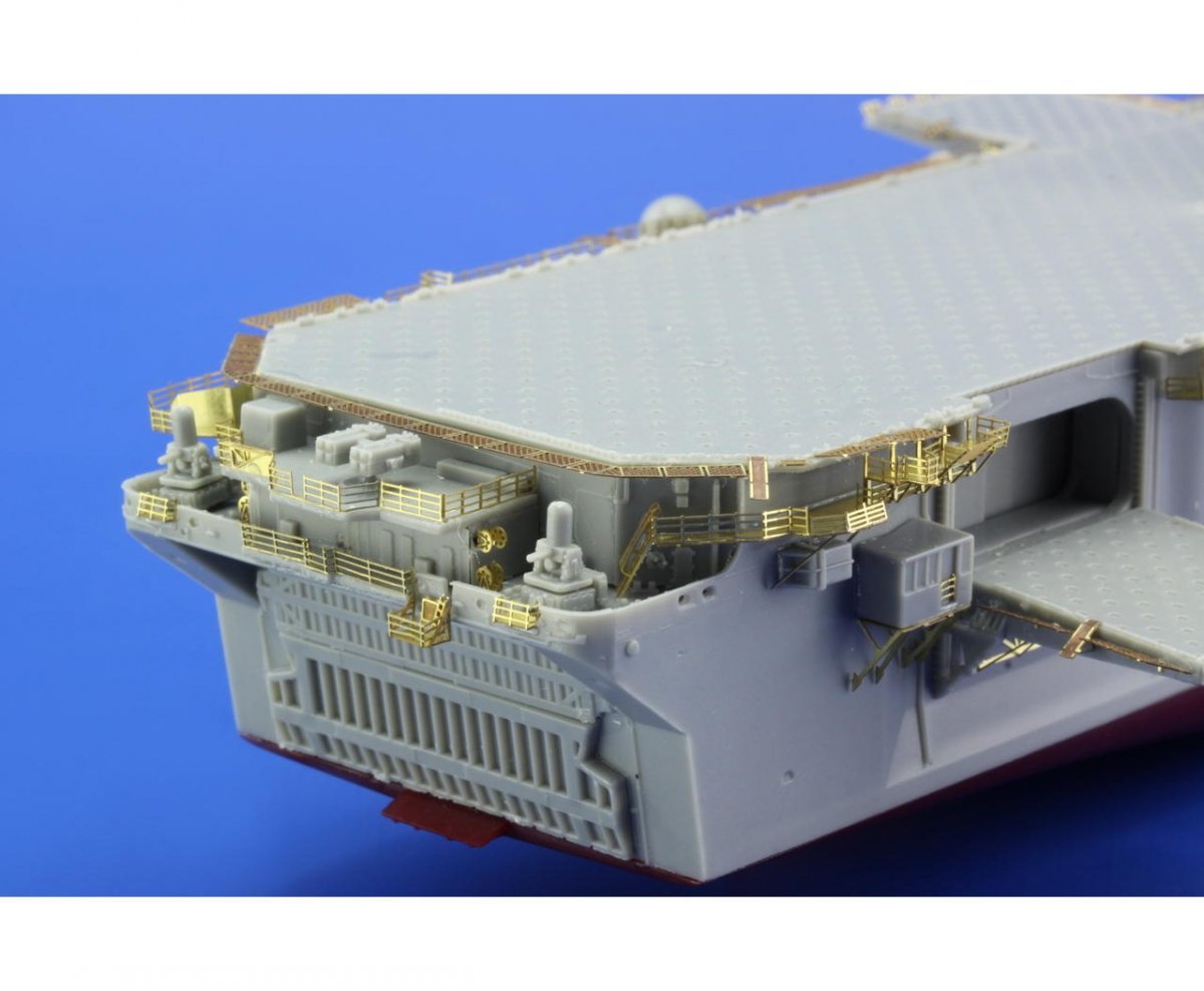 Eduard 17033 USS Wasp LHD-1 HOBBY BOSS 1/700 – image 3