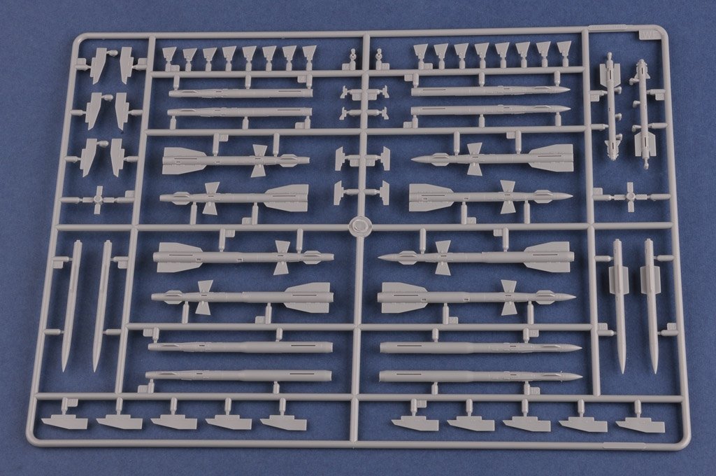 Hobby Boss 81713 Su-27UB Flanker C 1/48  – image 7