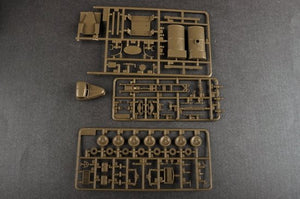 Trumpeter 01104 JIEFANG CA-30 CAMION DE CARBURANT 1/72 – Bild 3