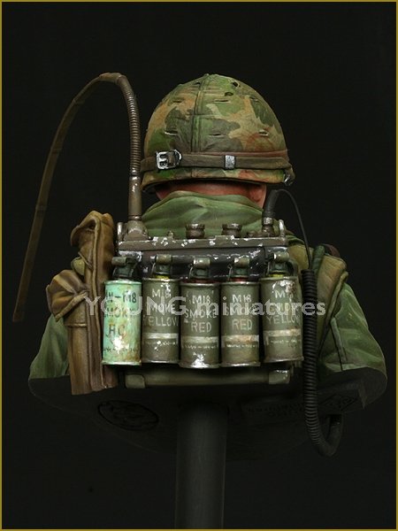 Young Miniatures YM1817 USMC Hue. Vietnam 1968 1/10  – image 5