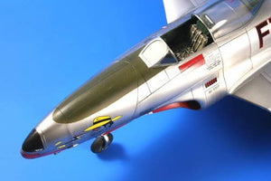 Specjal Hobby 32048 F-80C Étoile filante sur la Corée (1/32)  – Bild 2