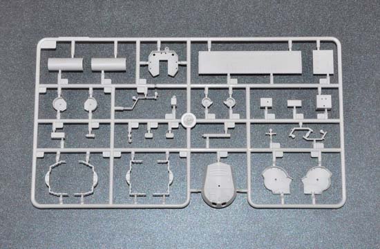 Trumpeter 05335 HMS Roberts Monitor  – immagine 9
