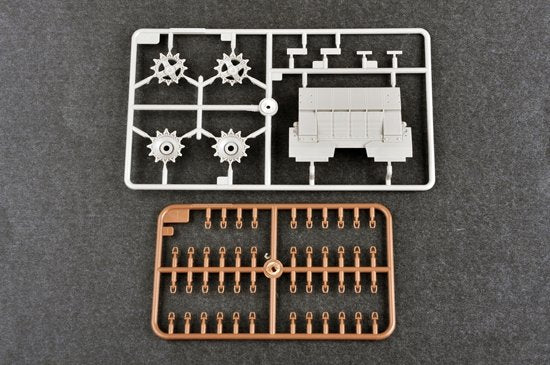 Trumpeter 09507 Char de combat principal russe T-72B2 (ROGATKA) 1/35 – image 15