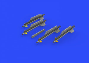Missiles Eduard 672188 R-13M avec pylônes pour MiG-21 au 1/72 – Bild 2