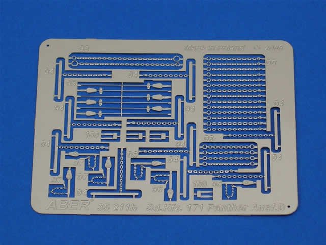 Aber 35211 Char moyen allemand Pz.Kpfw. V, Ausf.D (Sd.Kfz.181) Panther D (1/35) – immagine 3