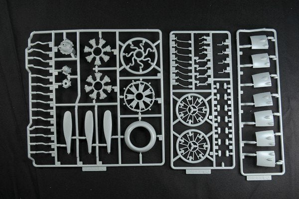 Maquette HK Models 01E02 B-25J Mitchell « Strafer » (1/32) – Bild 14
