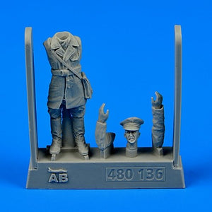 Aerobonus 480136 Pilote de chasse français libre Seconde Guerre mondiale Normandie-Niemen (1942-1945) 1/48