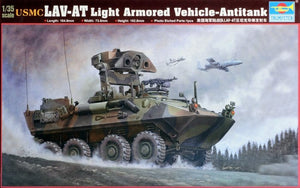 Trumpeter 00372 USMC LAV-AT Véhicule blindé léger antichar (1/35)