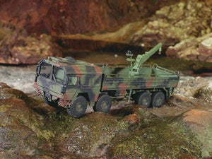 Revell 03172 LKW 10t. mil gl (camion 8x8) (1/72) – image 2