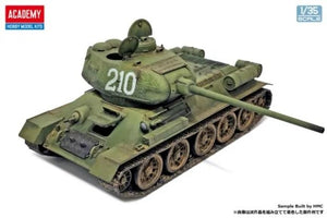 Academy 13554 T-34/85 « Usine de chars Ural n° 183 » 1/35 – immagine 2