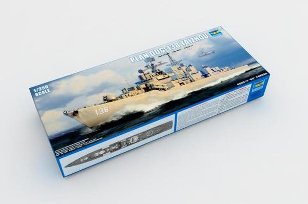 Trumpeter 04541 DDG 138 Destroyer de la marine de l'APL Taizhou (1/350)