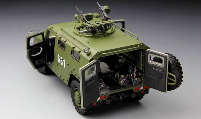 Meng VS-003 GAZ-233014 STS Tigre (1/35)  – immagine 7