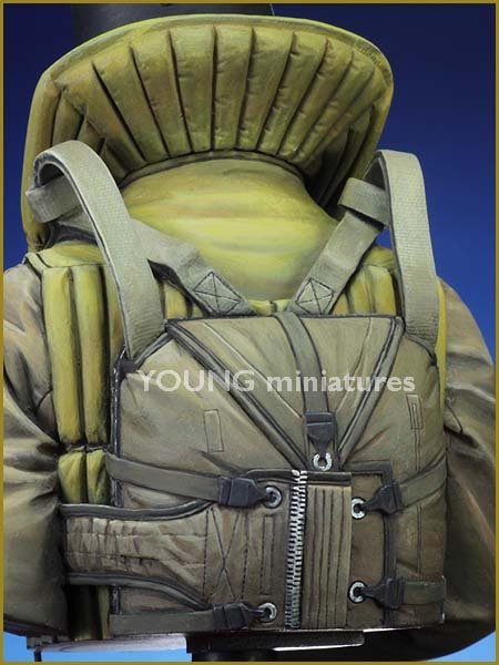 Young Miniatures YM1833 Luftwaffe Bomber Crewman, 1940 1/10 – zdjęcie 9
