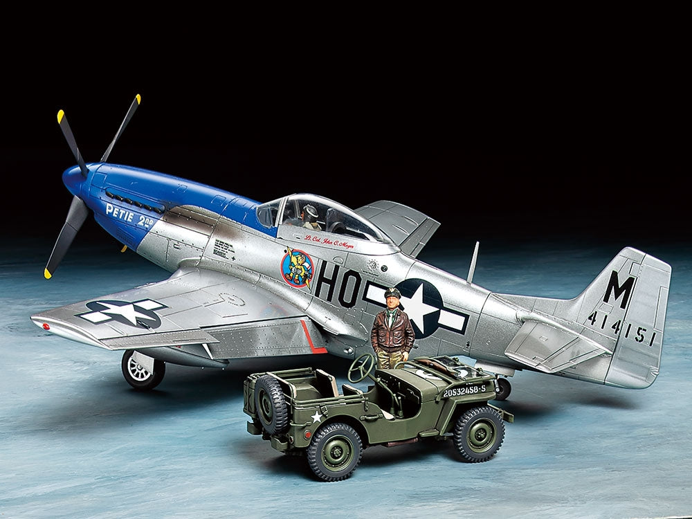 Tamiya 25205 North American P-51D Mustang &amp; 1/4 Ton 4x4 Light Vehicle Set 1/48