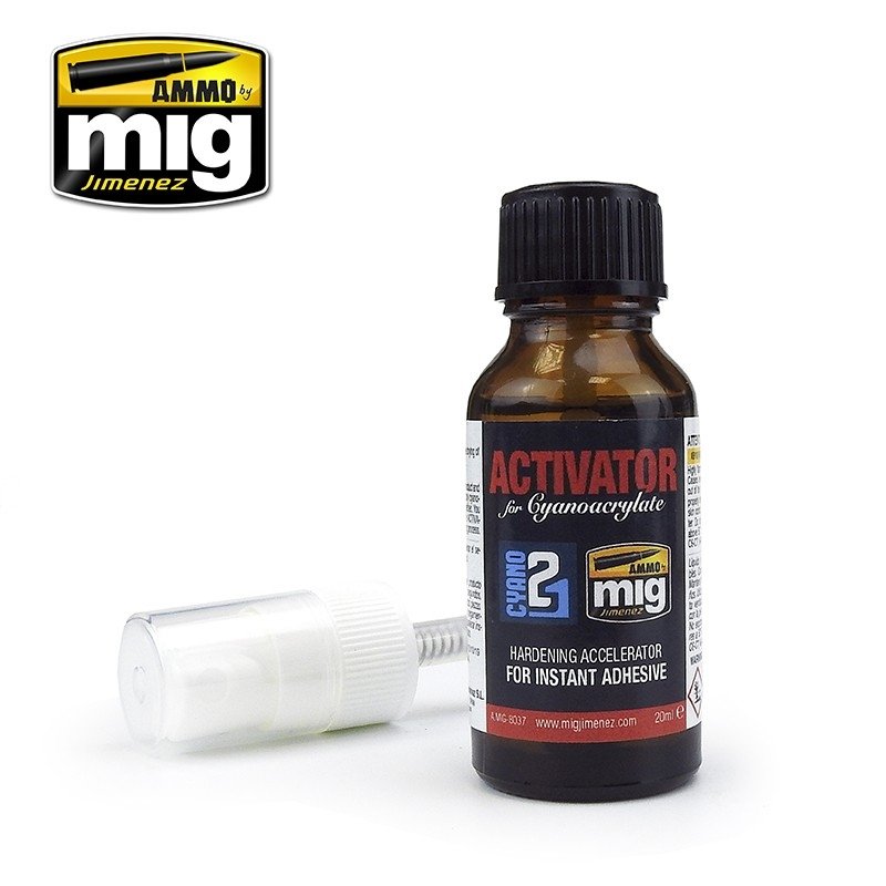 AMMO de Mig Jimenez 8037 ACTIVATEUR POUR CYANOACRYLATE 20 ml 