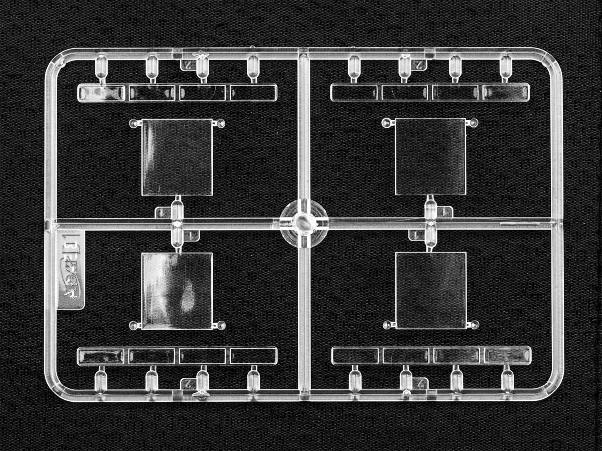 Camions ambulances Sankas de la Wehrmacht (Seconde Guerre mondiale) ICM DS3523, échelle 1/35 – image 18