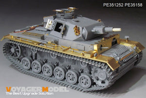 Kit de mise à niveau de base Voyager Model PE351252 pour maquette TAKOM 8011 au 1/35 du char allemand Pz.KPfw.III Ausf.N (première version) de la Seconde Guerre mondiale. – immagine 3