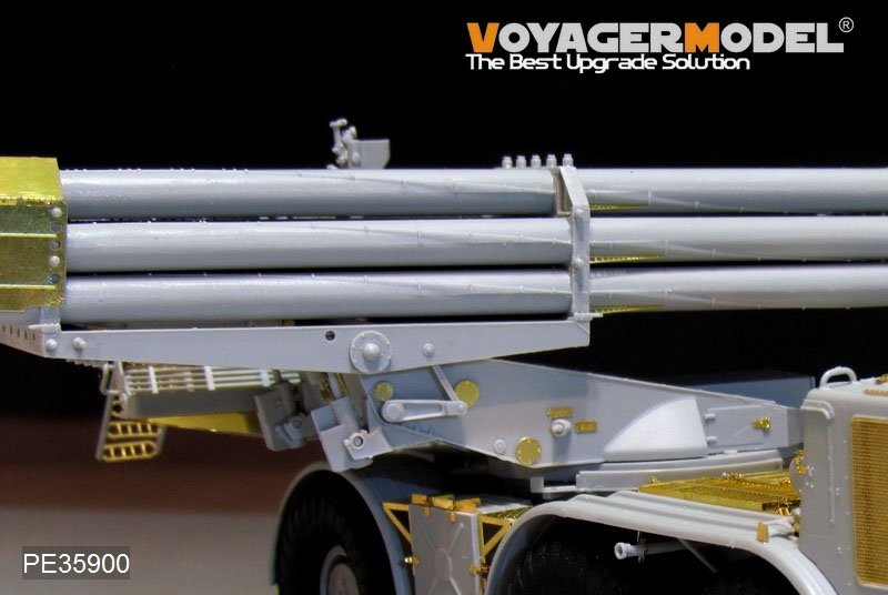 Maquette Voyager PE35900, lance-roquettes multiple russe moderne 9P140 TEL de base 9K57 Uragan (BM-27) pour TRUMPETER au 1/35  – Bild 14